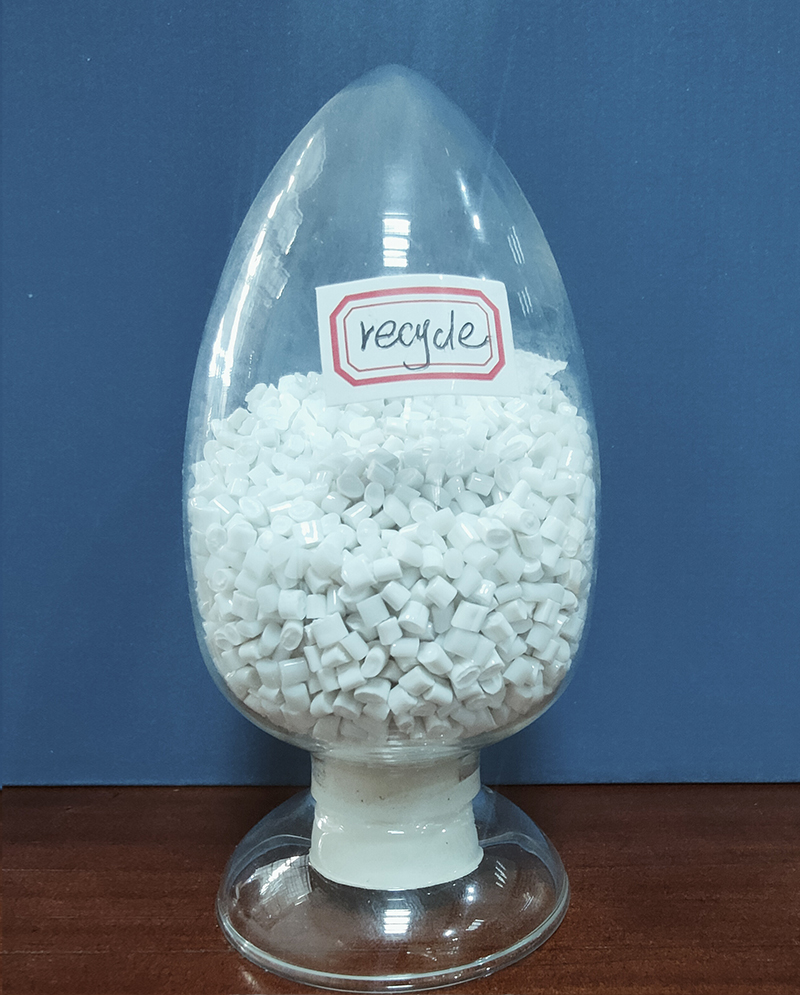 Örme Kumaş için Tekstil Sınıfında Yüksek Saflıkta Geri Dönüştürülmüş Polyester Cipsler